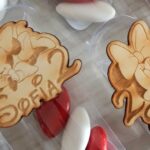 Calamite compleanno Minnie in legno